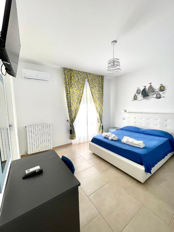 B&B Marconi Ricadi Ngoại thất bức ảnh