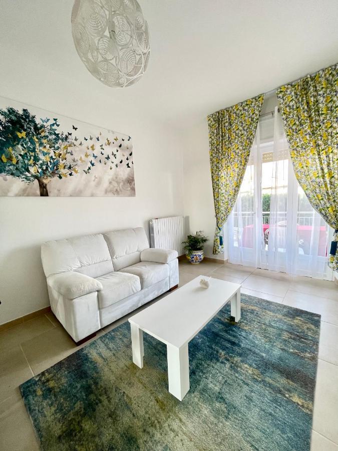 B&B Marconi Ricadi Ngoại thất bức ảnh